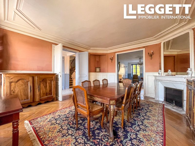 Property photo 2 of 10