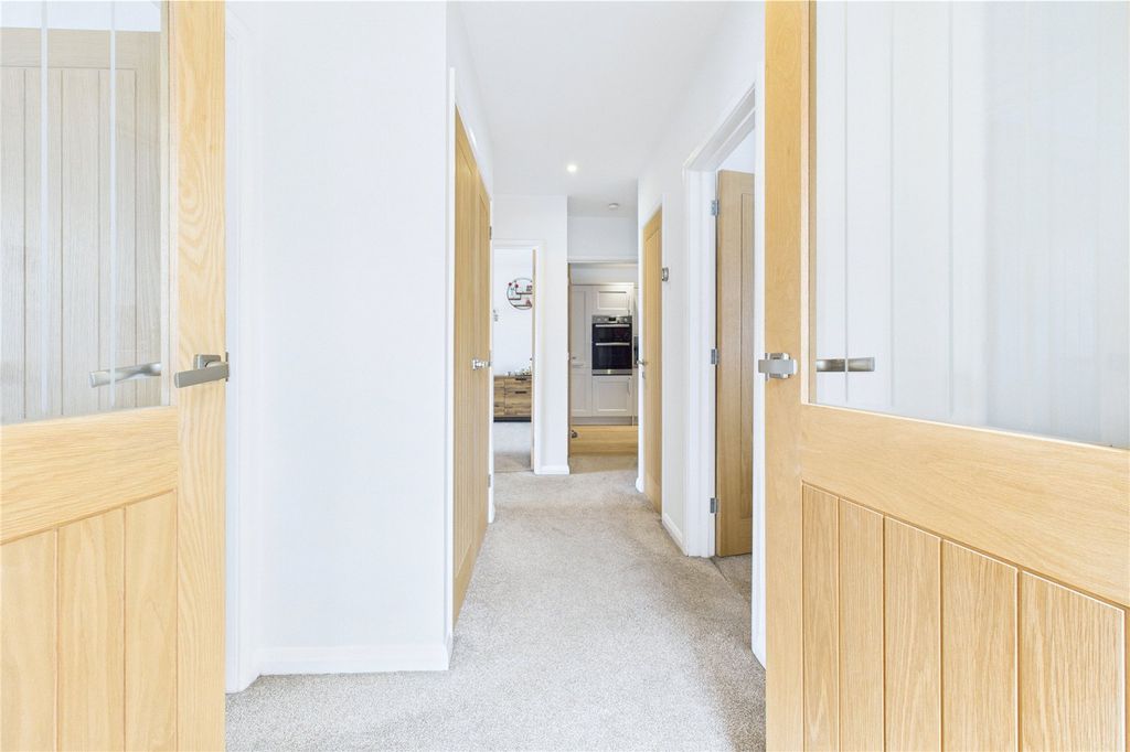 Property photo 2 of 23 Picture No. 01