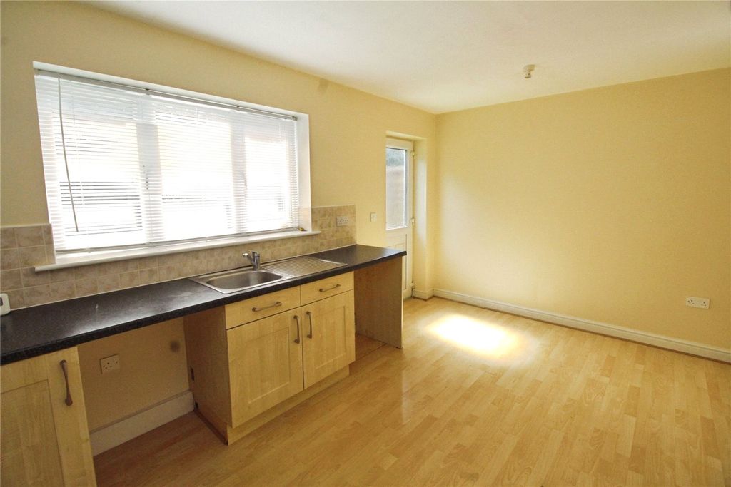 Property photo 3 of 11 Picture No. 05