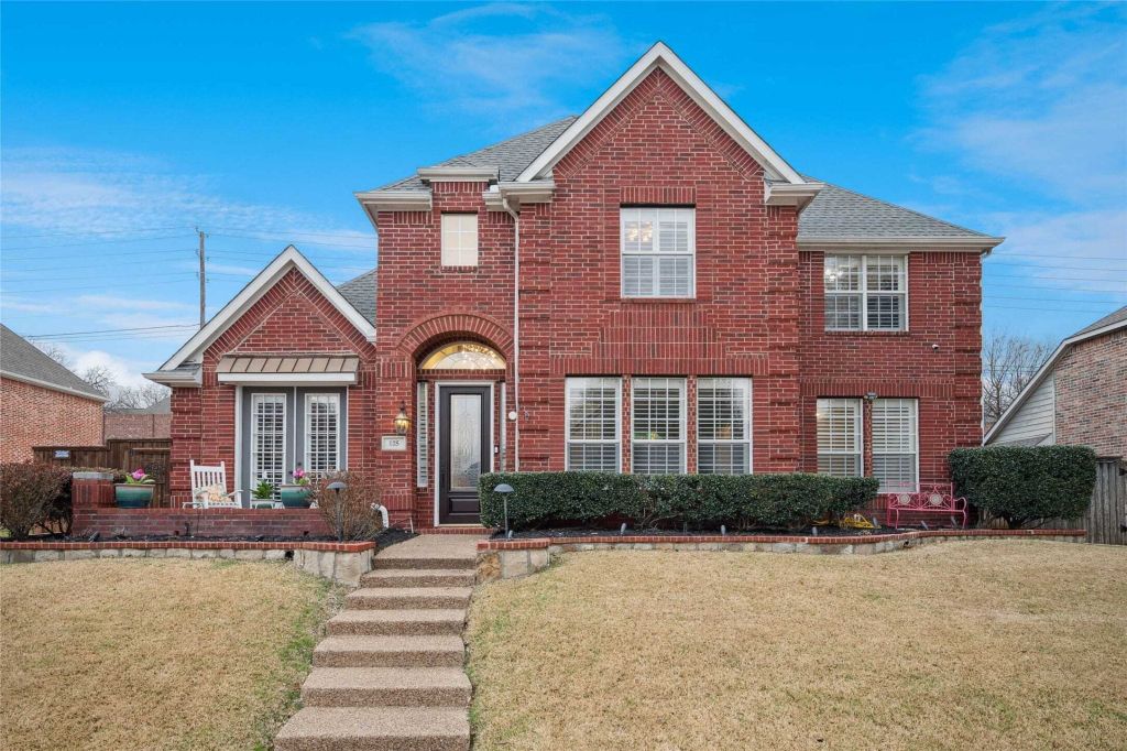 Property photo 1 of 27