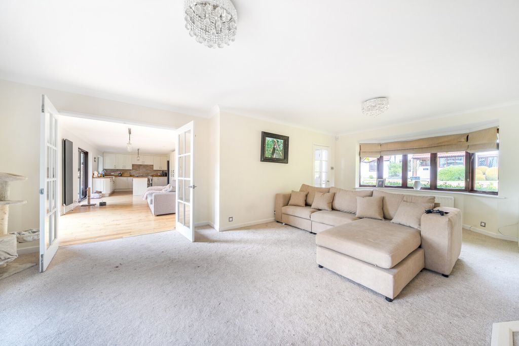 Property photo 3 of 20 1472089-10-6A26d4...
