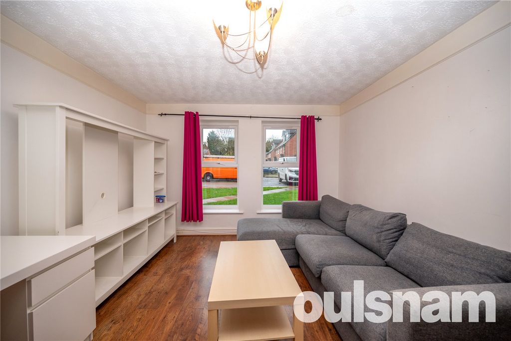 Property photo 2 of 8 Picture No. 01