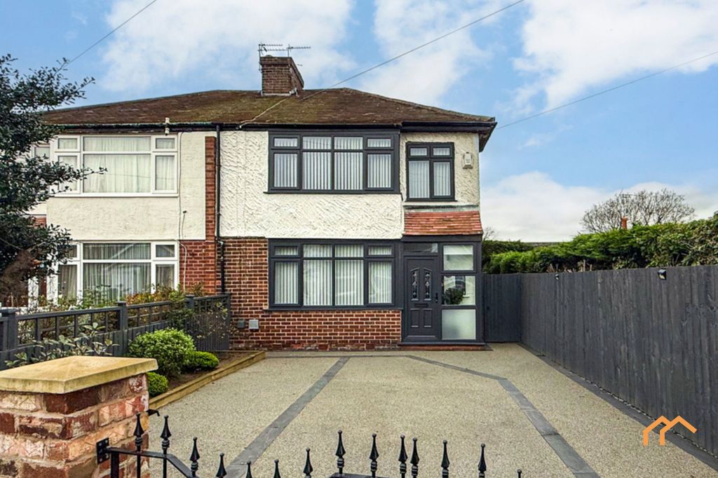 Property photo 1 of 23