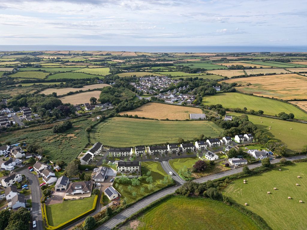 Property photo 2 of 3