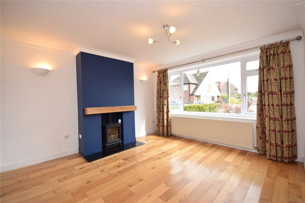 Property photo 2 of 16 Picture No. 08