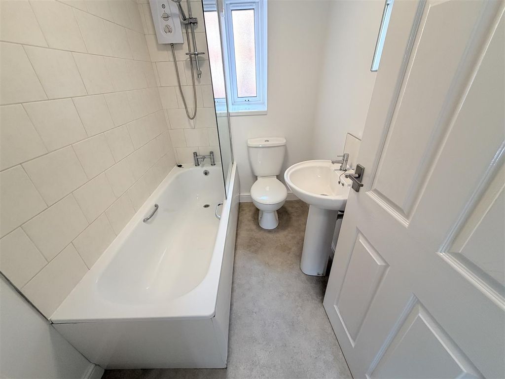 Additional image 13 of 2 bed flat to rentBowline House, Harbour Walk, Hartlepool TS24