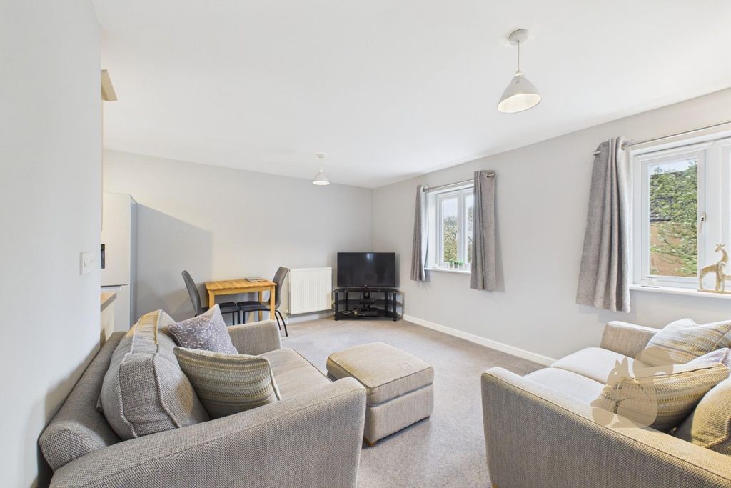 Property photo 2 of 14 Cam05565G0-Pr0054-Still010.Jpg