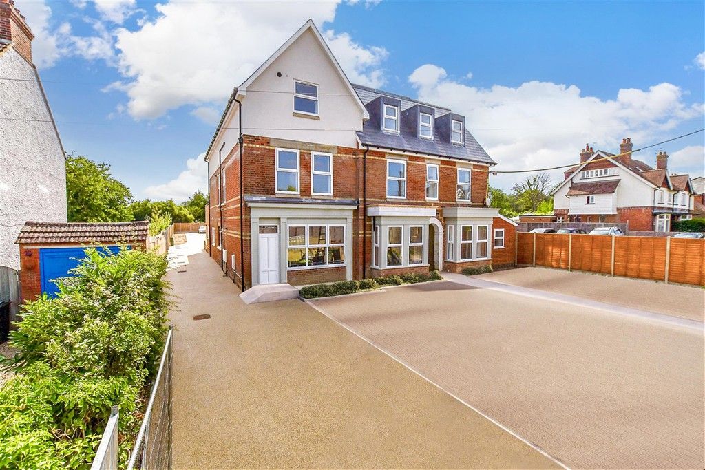 Property photo 2 of 8 Front