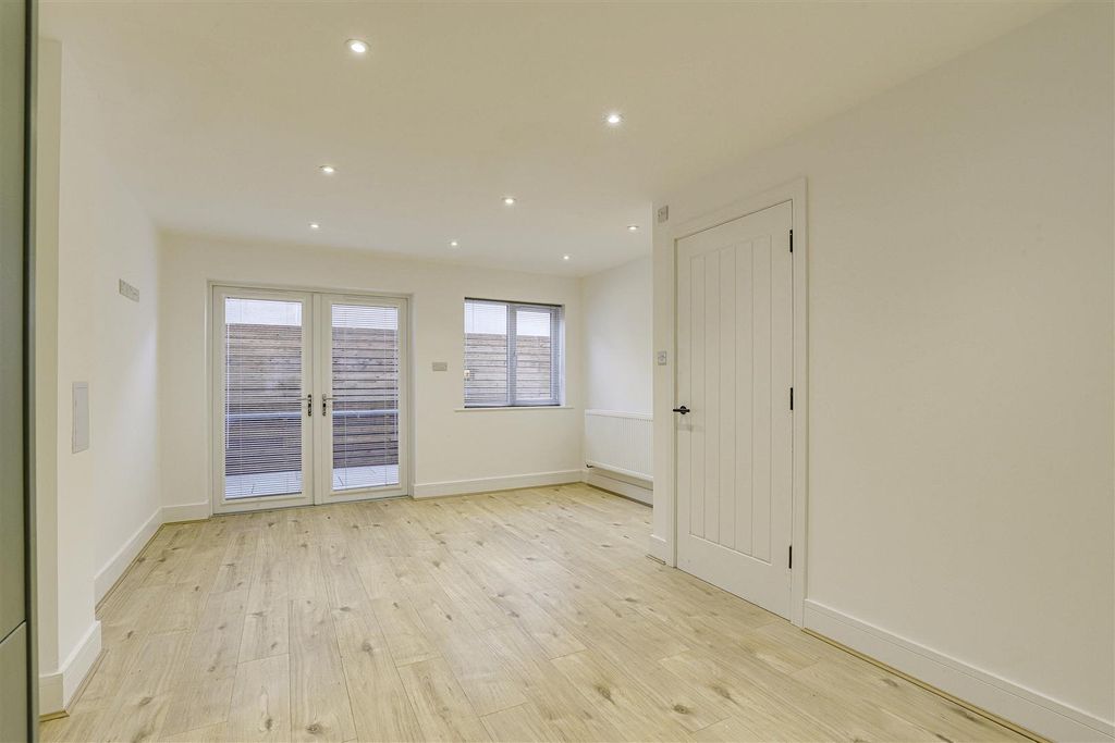 Property photo 2 of 15 68321.Jpg