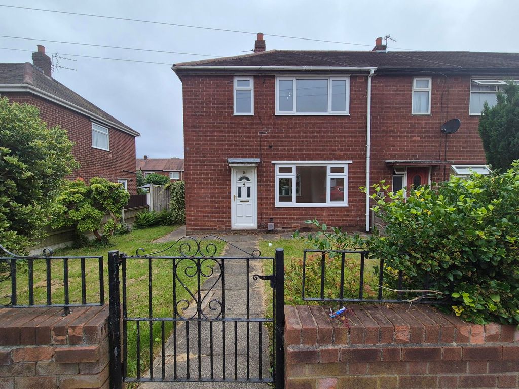 Property photo 1 of 8