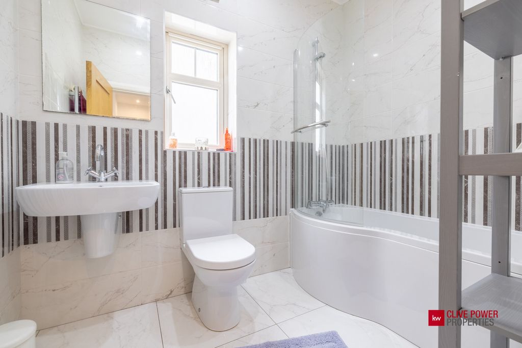 Additional image 11 of 4 bed detached house for saleBelvedere Heights, Warrenpoint BT34