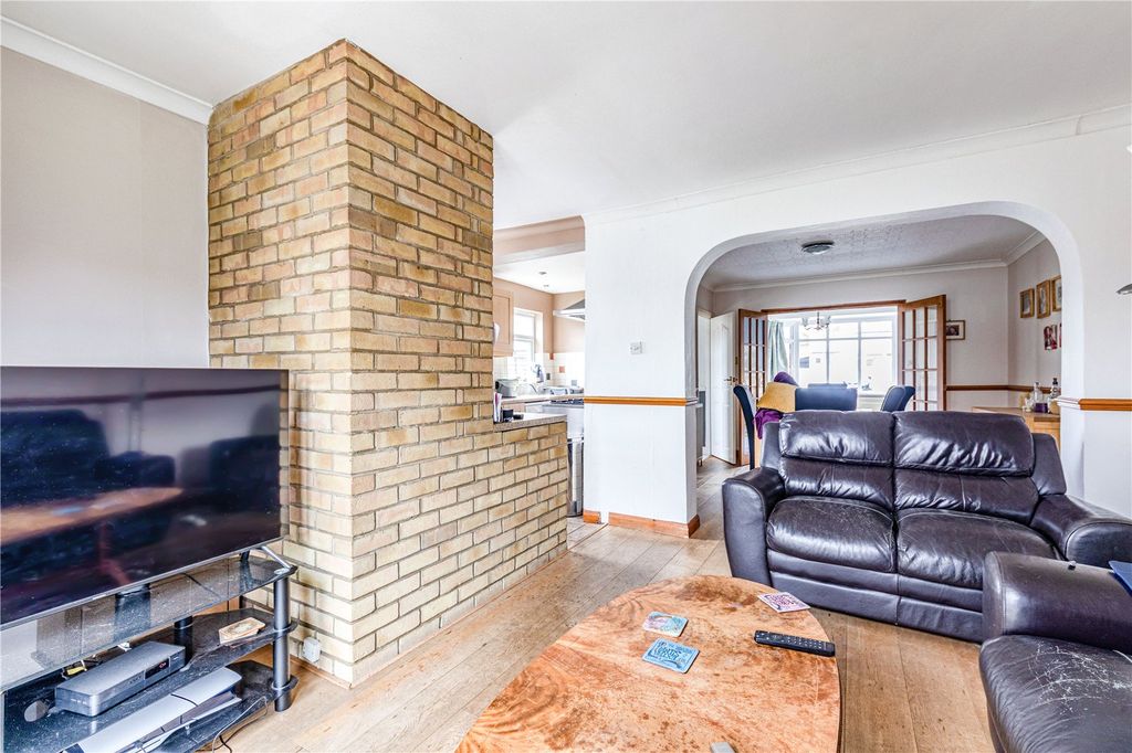 Property photo 3 of 22 Picture No. 20