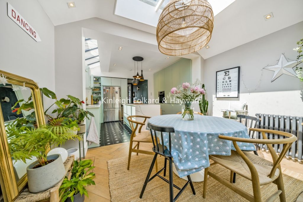 Property photo 1 of 13 6c5c84B9-bae6-4540-A