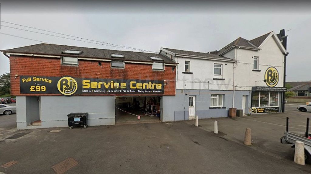 Property photo 1 of 4 Main