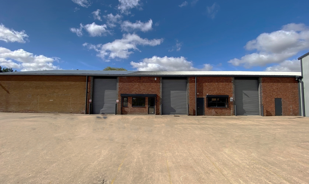 Property photo 1 of 9