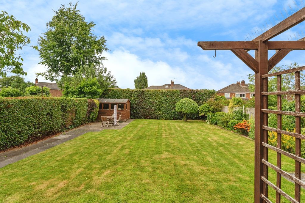 Property photo 3 of 28