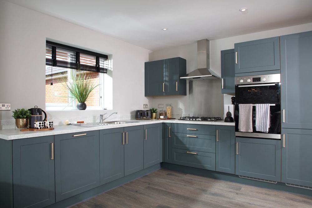 Property photo 2 of 10 2 Crest Nicholson At Branston Locks The Dorking Internals Kitchen