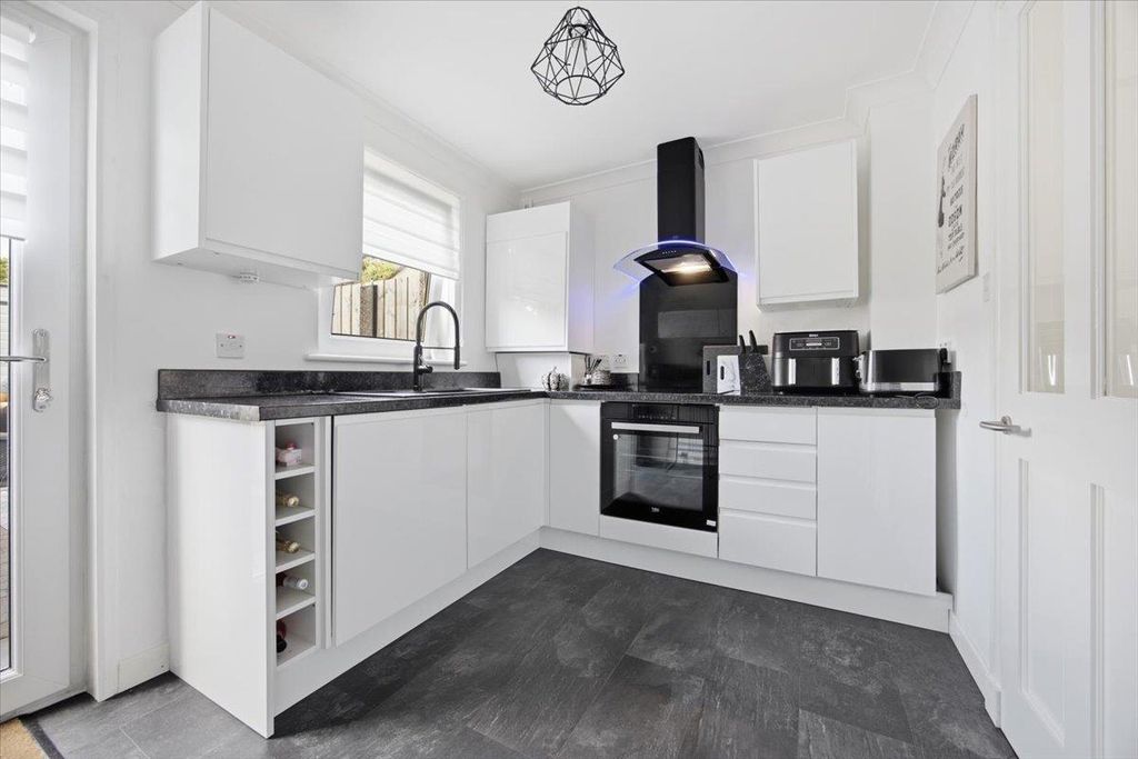 Property photo 3 of 17 13-28_Morrison_Drive_Lennoxtown_007.Jpg