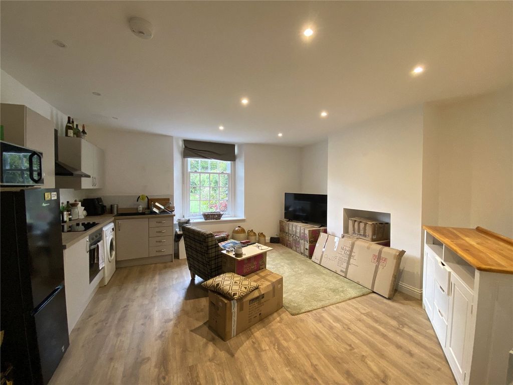 Property photo 3 of 7 Picture No. 09