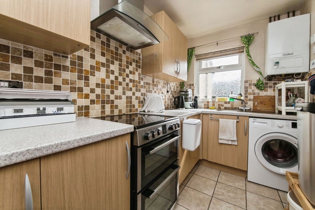 Property photo 2 of 12 Pbox-Img.Jpg