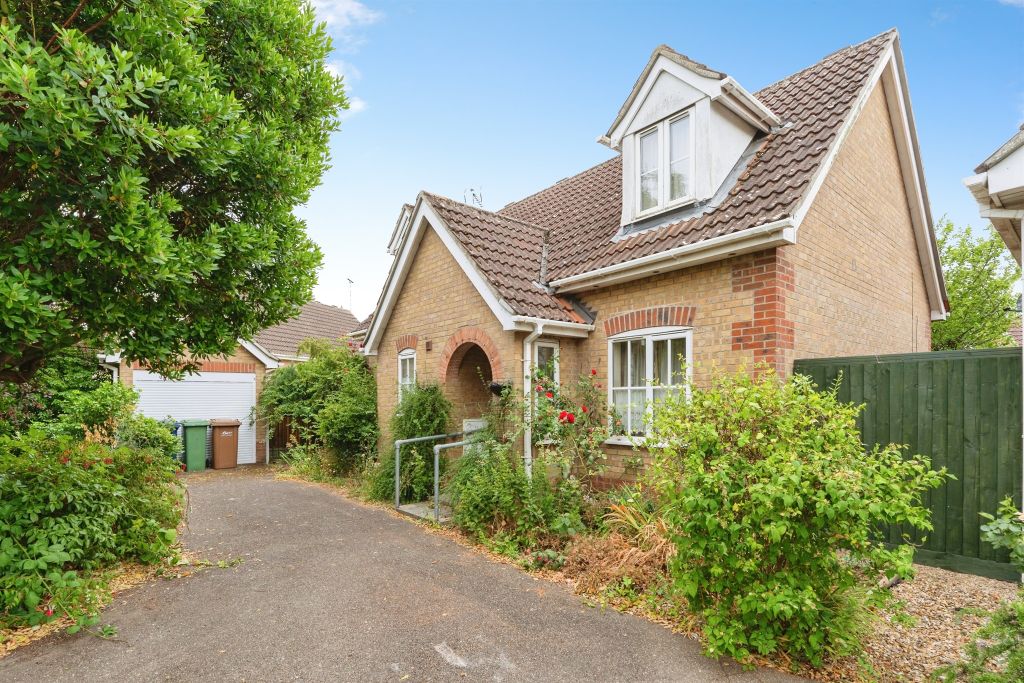 Property photo 1 of 12