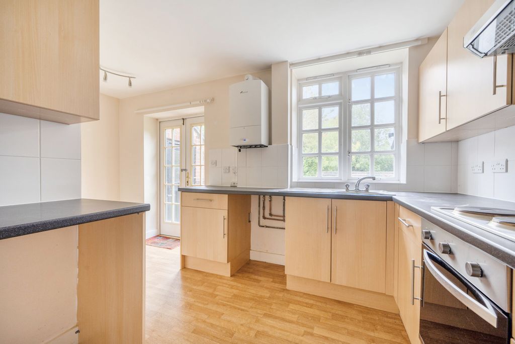 Property photo 3 of 24 1365412-15-68ee4F...