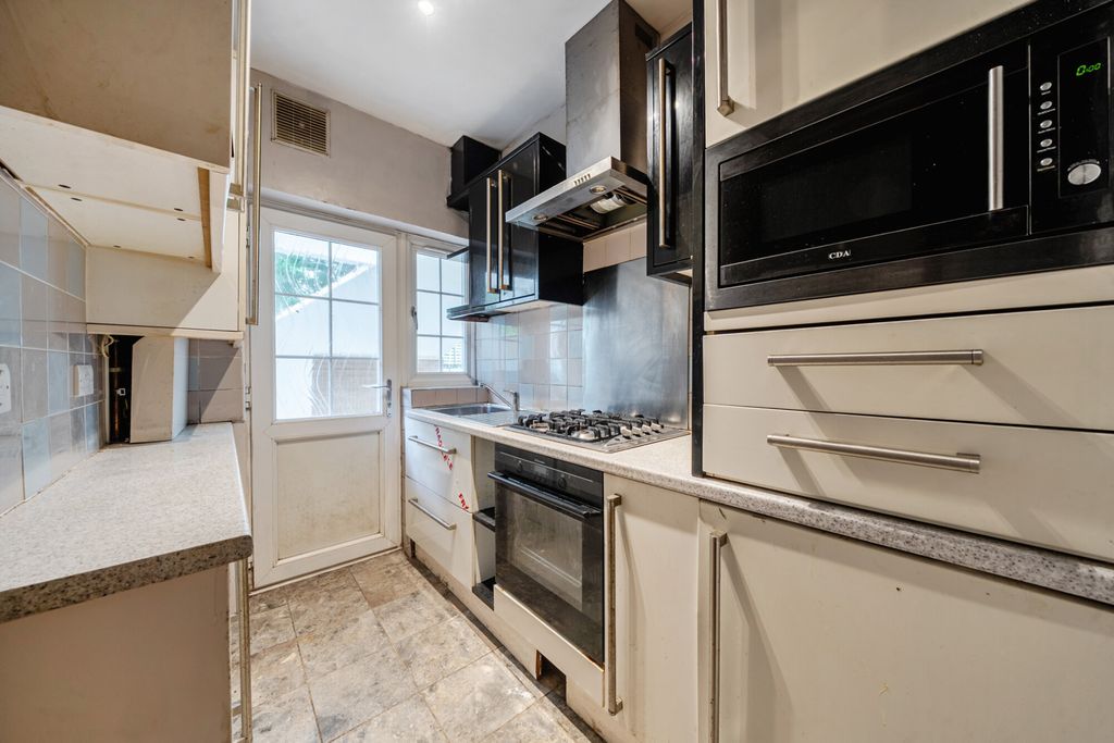 Property photo 3 of 12 1458802-4-6A0c39A...