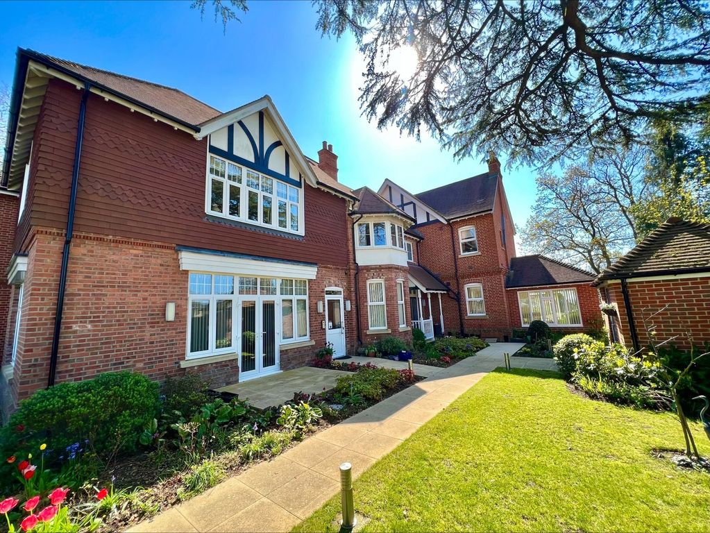 Property photo 1 of 22