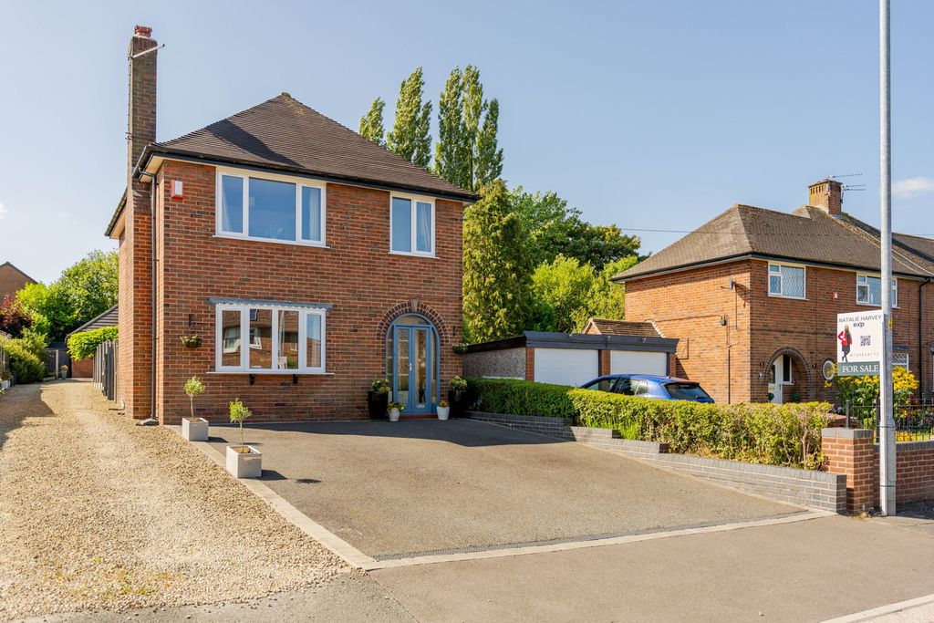 Property photo 1 of 46