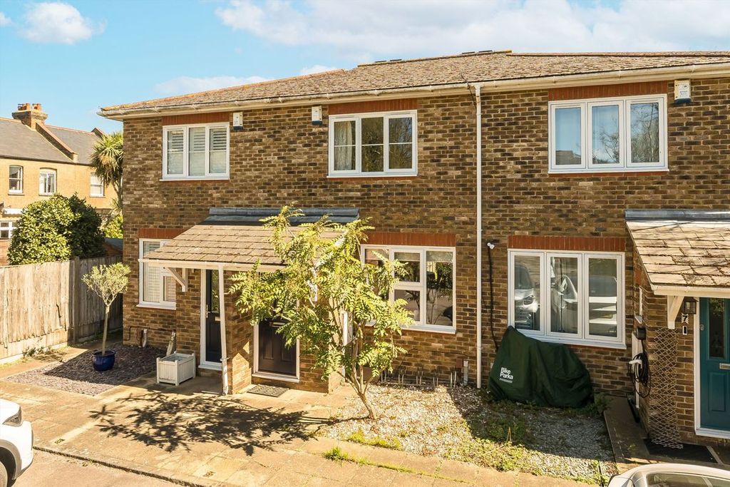 Property photo 1 of 6