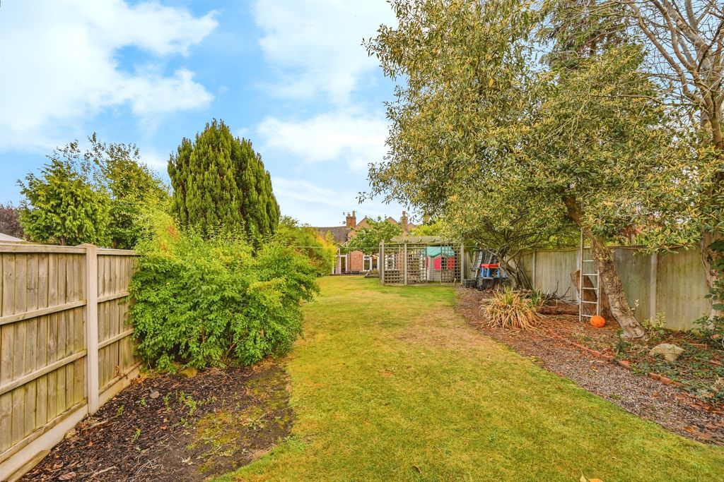 Property photo 1 of 21
