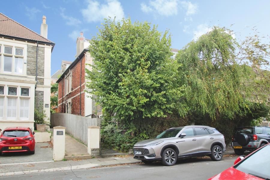 Property photo 1 of 7