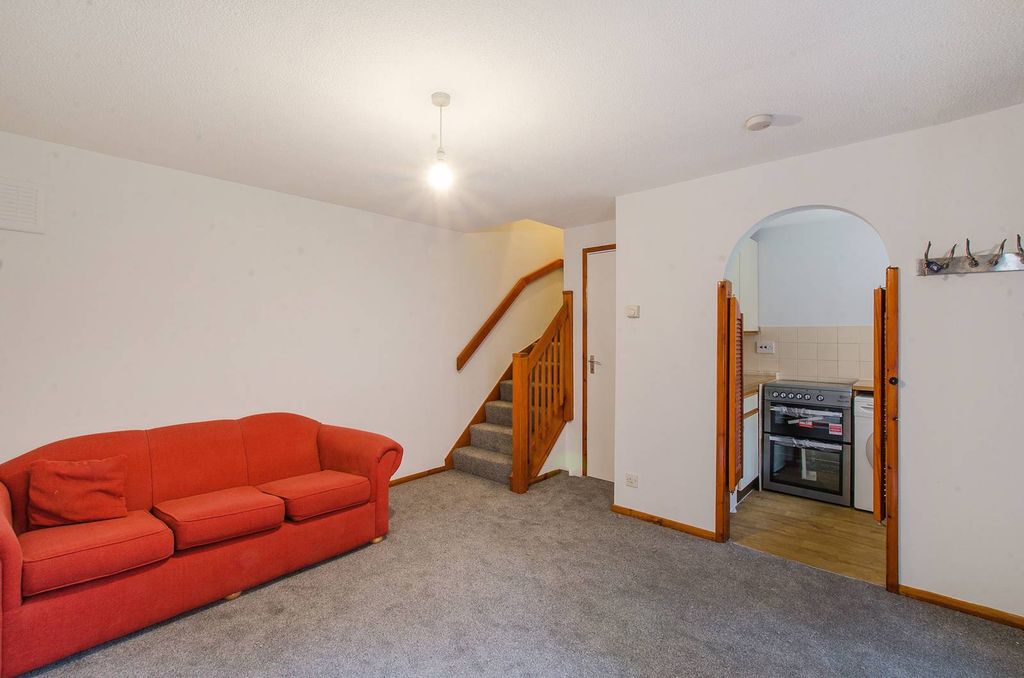 Property photo 3 of 7