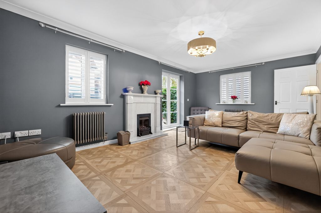 Property photo 3 of 20