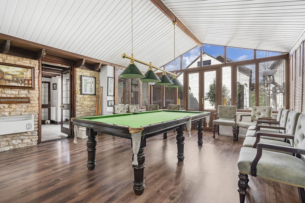 Property photo 3 of 50