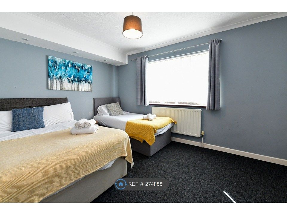 Property photo 1 of 35