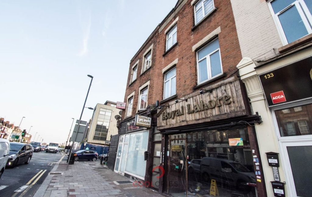 Property photo 1 of 8