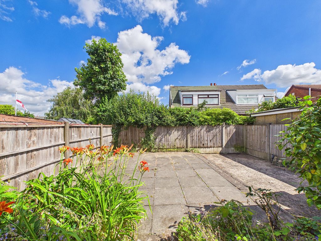 Property photo 2 of 28