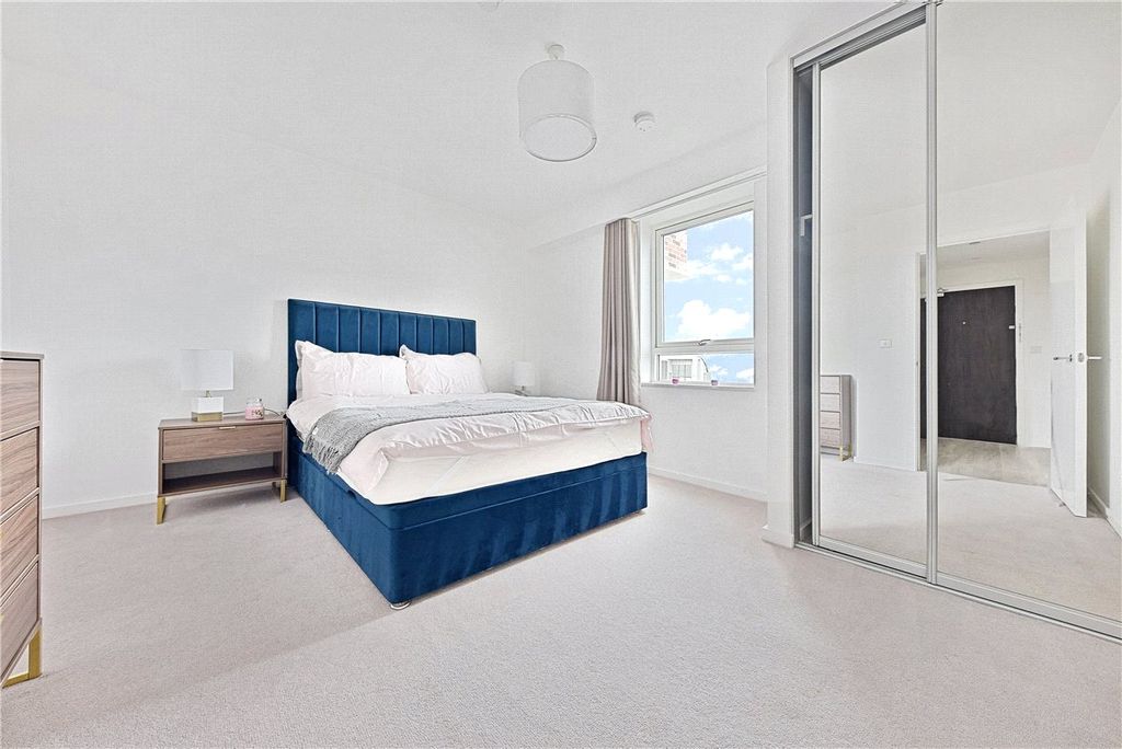 Property photo 3 of 18 Picture No. 25