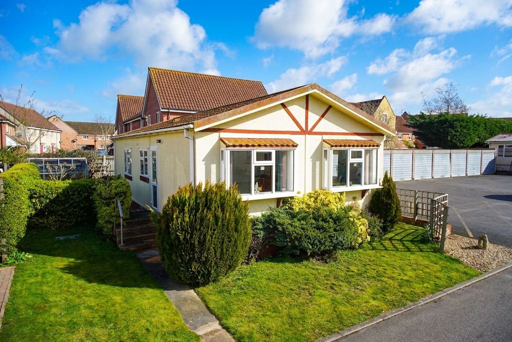 Property photo 1 of 25