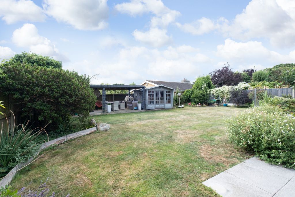 Property photo 3 of 18 Picture 3