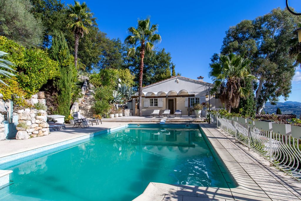 Property photo 1 of 30