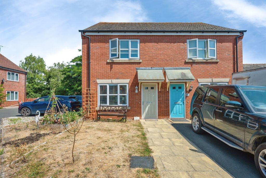 Property photo 1 of 17