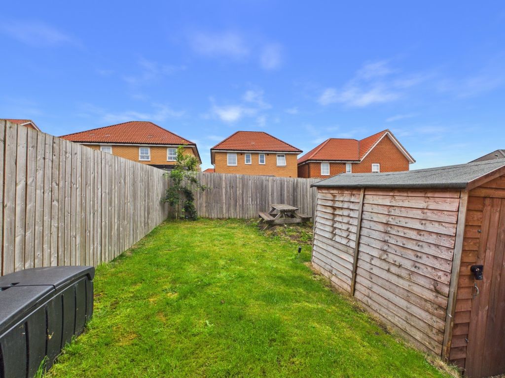 Property photo 3 of 13 5202775