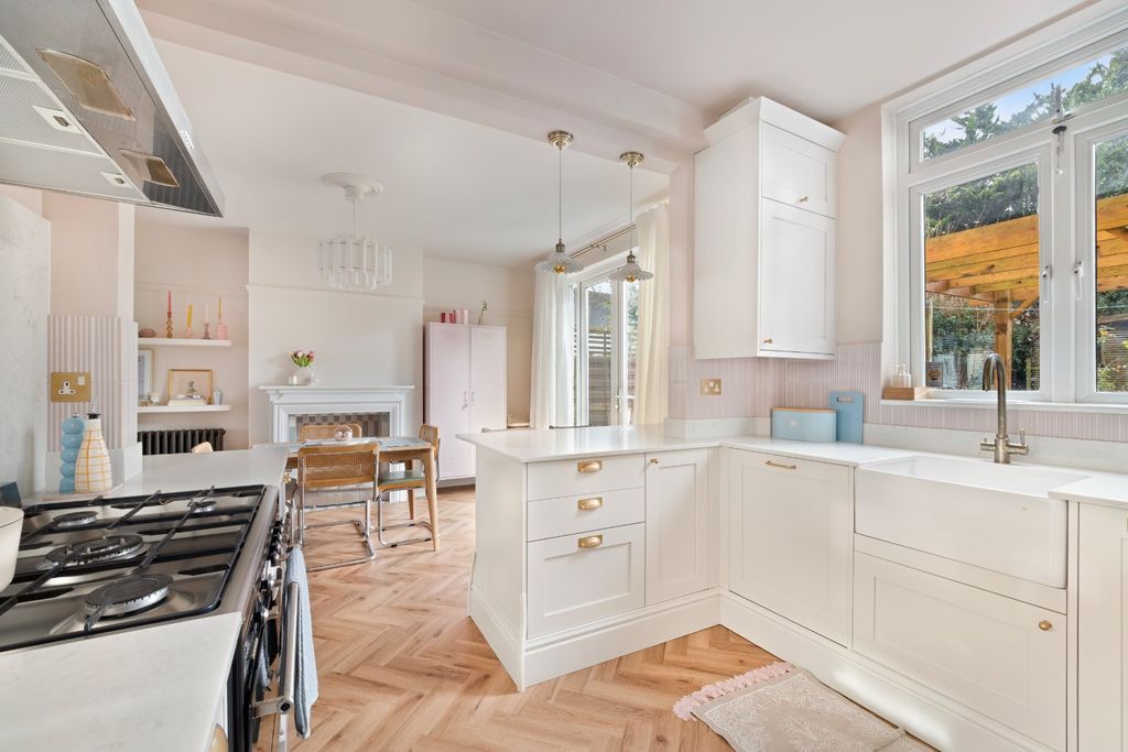 Property photo 3 of 25 Picture No. 15