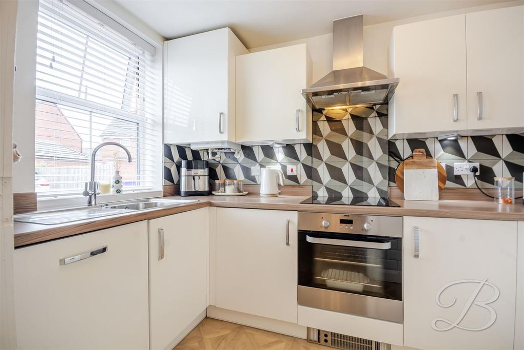Property photo 3 of 39 Ccltd-22.Jpg