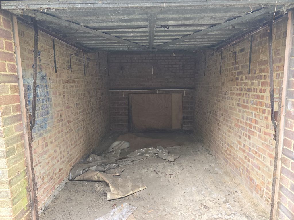 Property photo 2 of 5