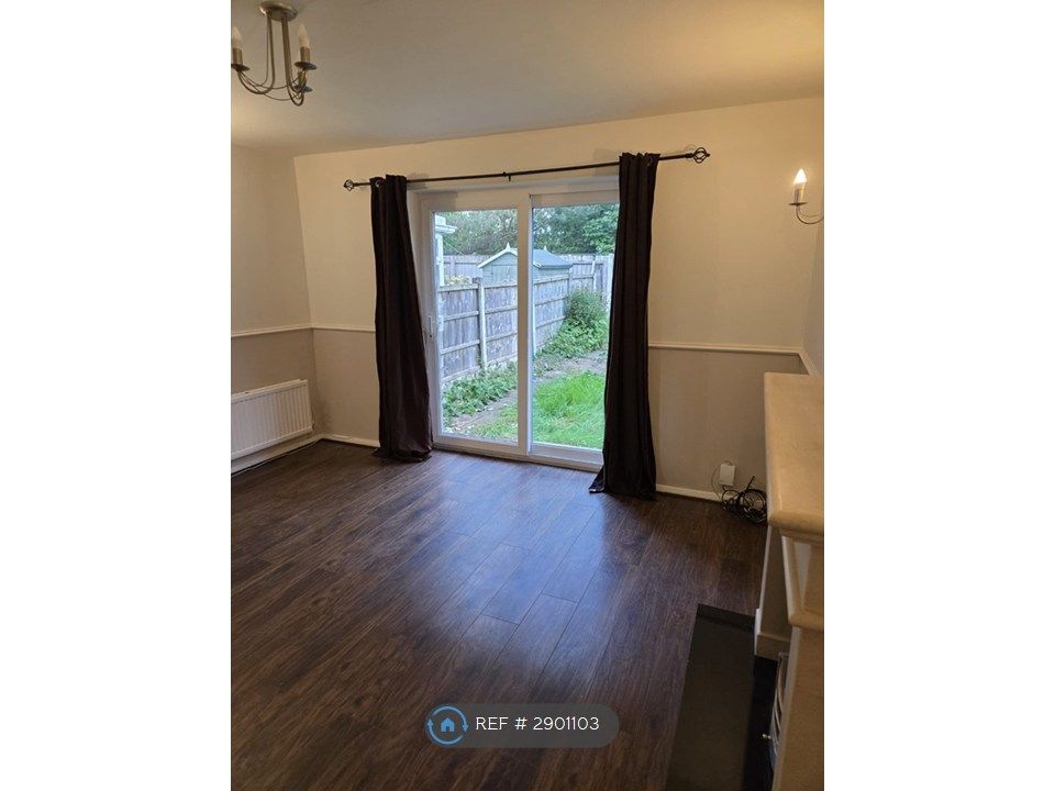 Property photo 3 of 8