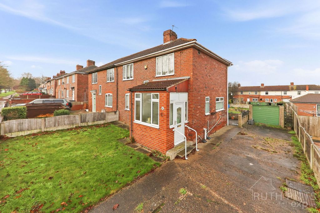 Property photo 2 of 30