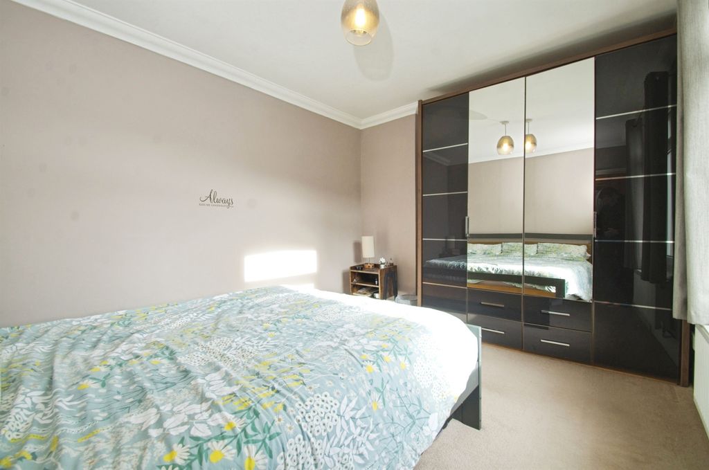 Additional image 21 of 3 bed semi-detached house for saleCemetery Road, Porth CF39